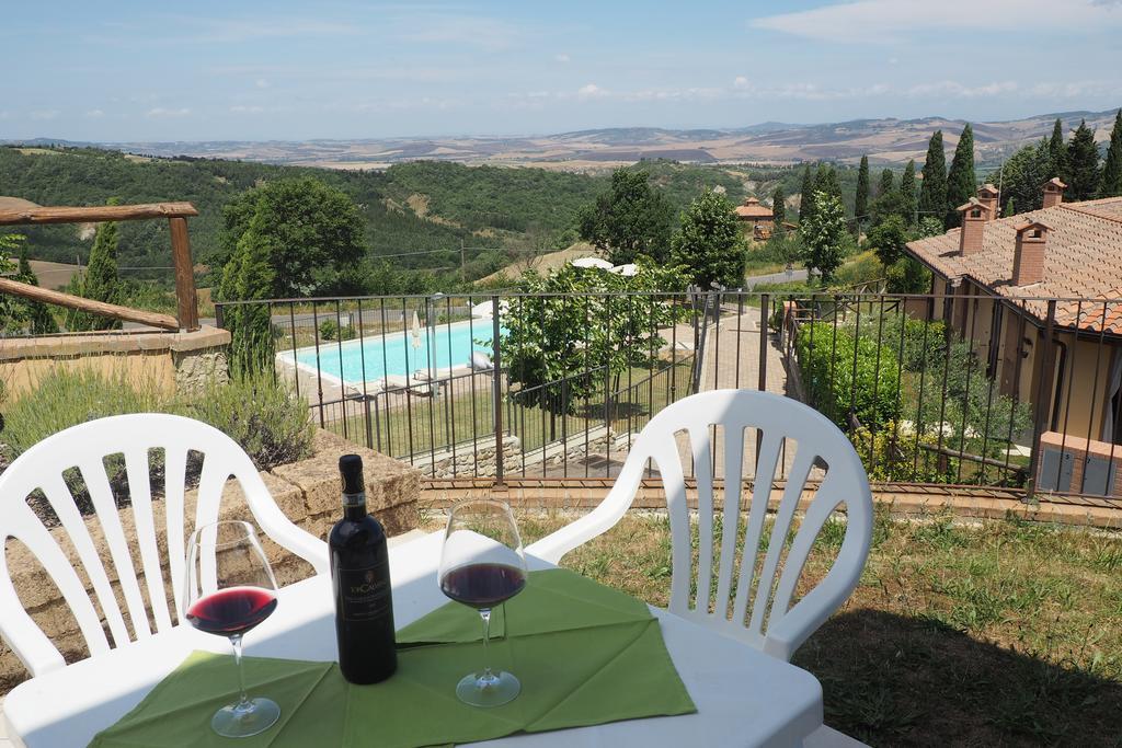Apartamento Finestra Della Val D'Orcia Contignano Habitación foto