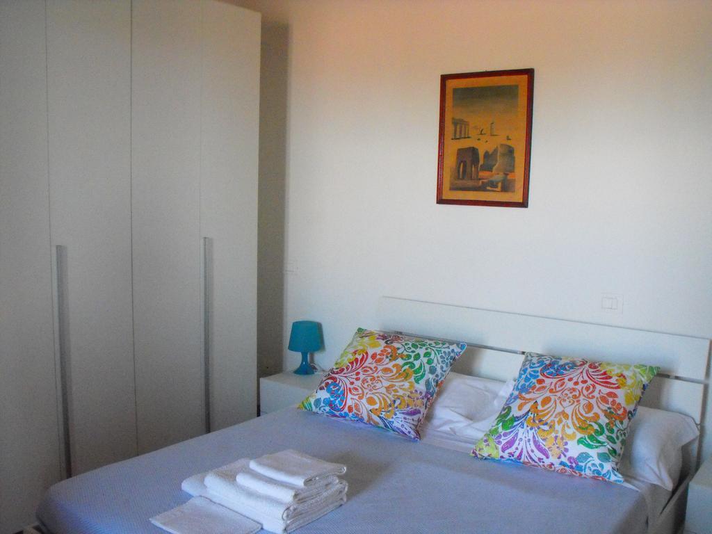 Apartamento Finestra Della Val D'Orcia Contignano Habitación foto