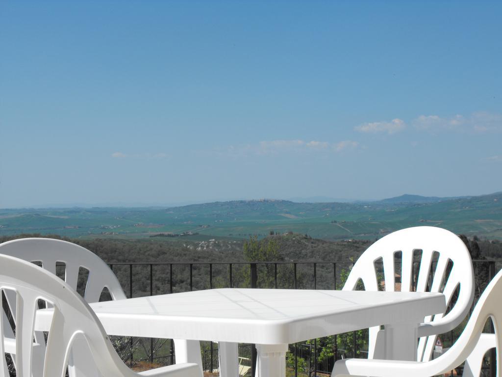 Apartamento Finestra Della Val D'Orcia Contignano Habitación foto