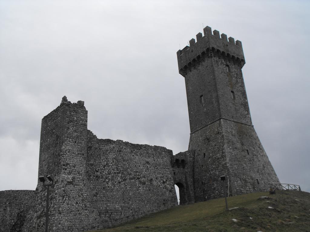 Apartamento Finestra Della Val D'Orcia Contignano Habitación foto